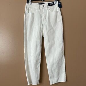 Hollister White Ultra High Rise Vintage Straight Jeans Size 5s new with tags